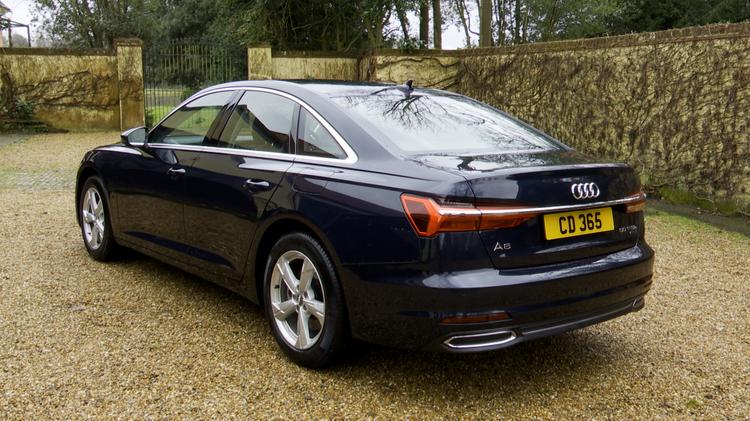 AUDI A6 SALOON Black Edition