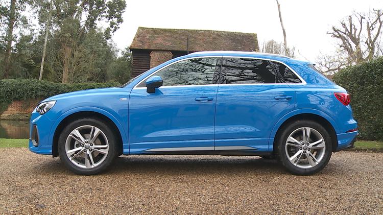 AUDI Q3 SUV Sport