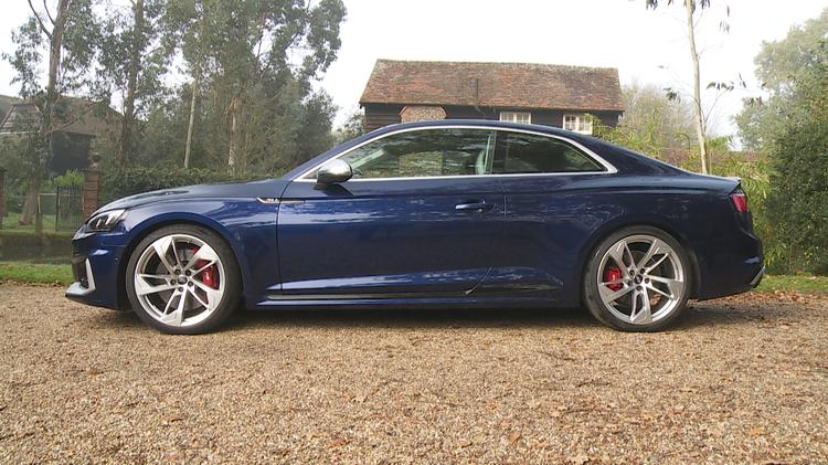 AUDI RS 5 COUPE Standard