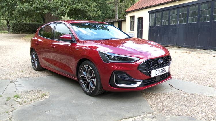 FORD FOCUS HATCHBACK Titanium X