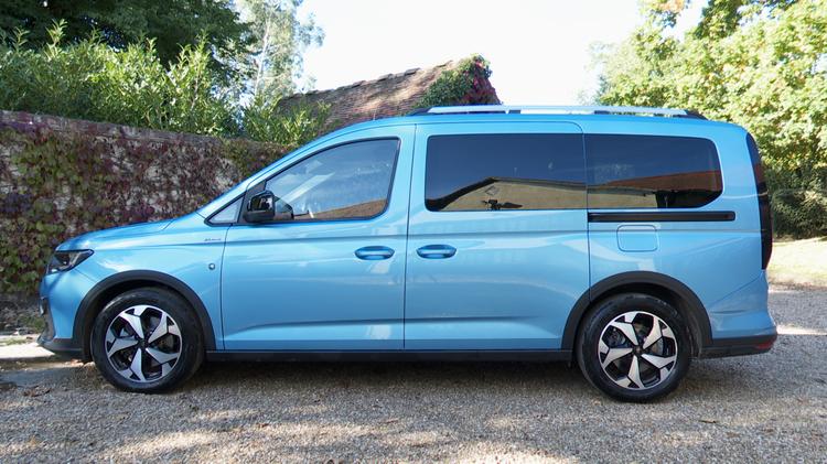 FORD TOURNEO CONNECT Sport
