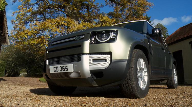 LAND ROVER DEFENDER X-Dynamic S