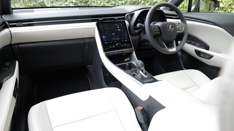 LEXUS LBX HATCHBACK Urban