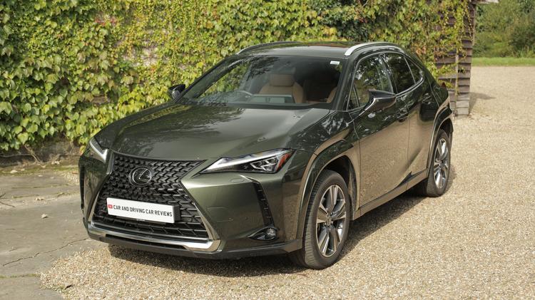 LEXUS UX ELECTRIC HATCHBACK Standard