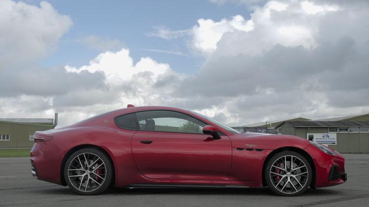MASERATI GRANTURISMO COUPE Trofeo Primaserie