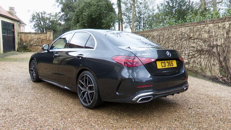 MERCEDES-BENZ C CLASS SALOON AMG Line