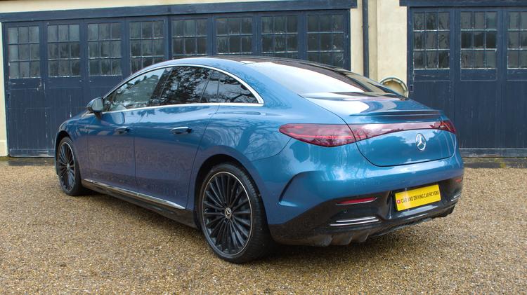 MERCEDES-BENZ EQE AMG SALOON AMG Night Edition