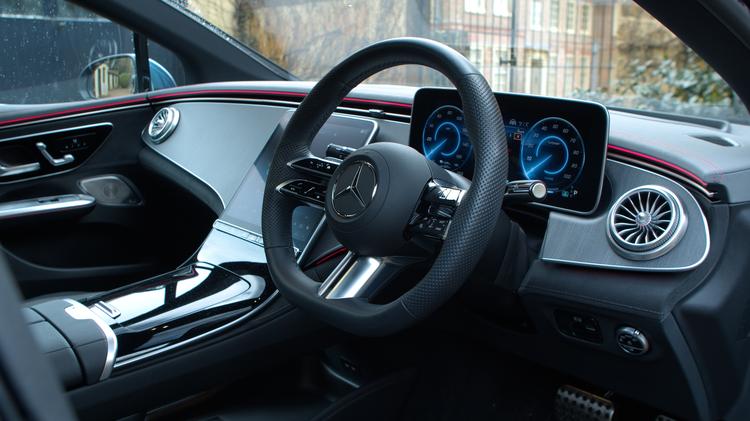 MERCEDES-BENZ EQE AMG SALOON AMG Night Edition