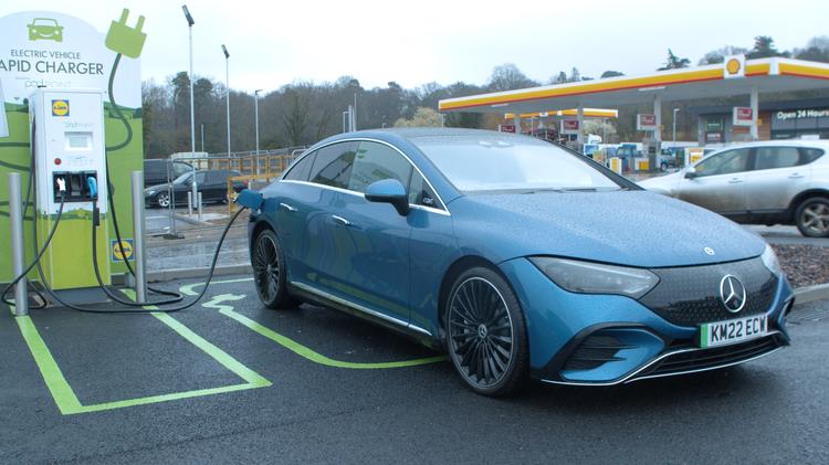 MERCEDES-BENZ EQE AMG SALOON AMG Night Edition