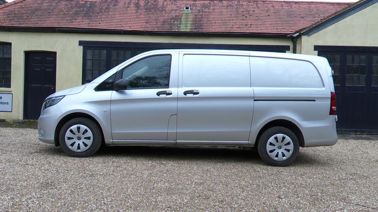 MERCEDES-BENZ VITO TOURER L2 RWD