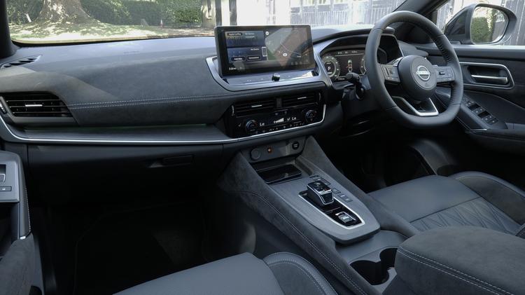 NISSAN QASHQAI HATCHBACK N-Connecta