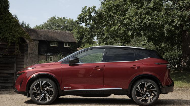 NISSAN QASHQAI HATCHBACK N-Connecta