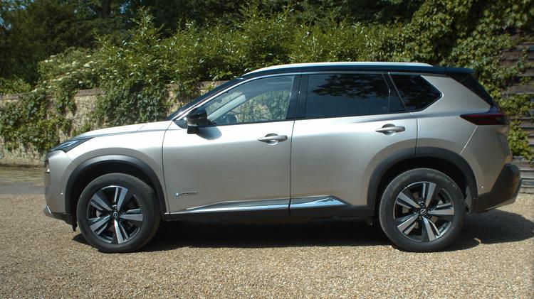 NISSAN X-TRAIL STATION WAGON N-Connecta