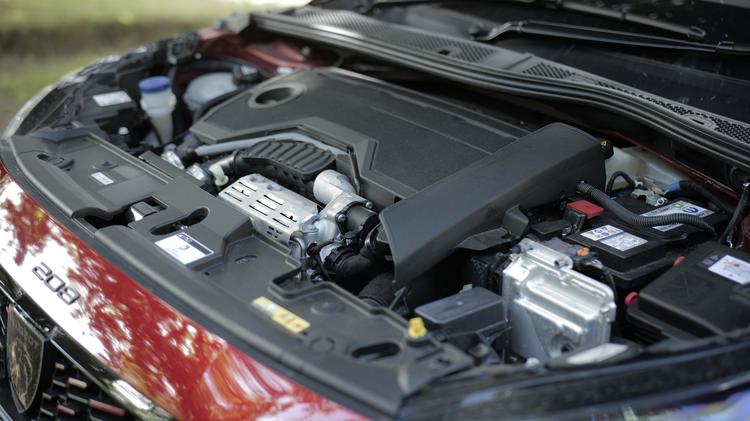 PEUGEOT 208 HATCHBACK Active