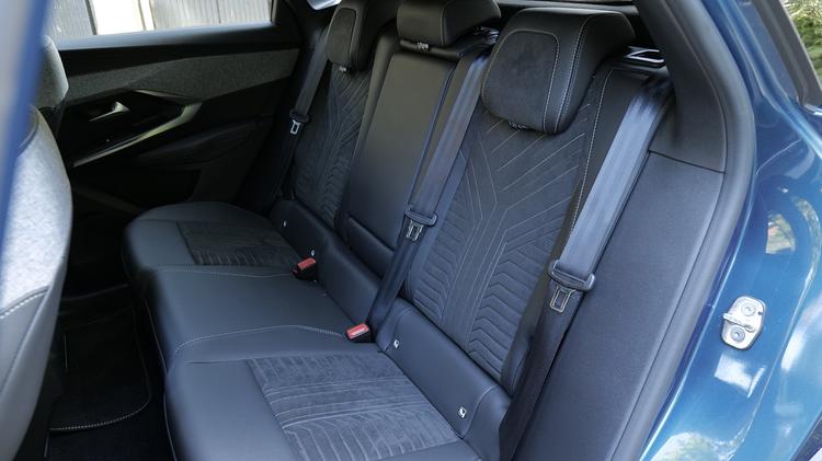 PEUGEOT 3008 SUV GT