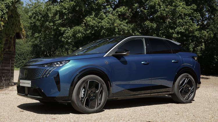 PEUGEOT 3008 SUV GT