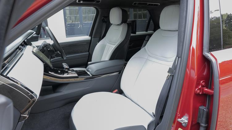 LAND ROVER RANGE ROVER SPORT Edition
