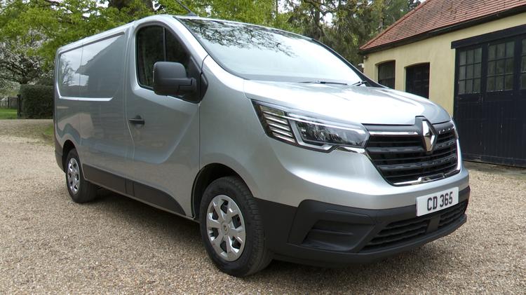 RENAULT TRAFIC LWB LL30 Blue dCi 150 Extra Sport Van