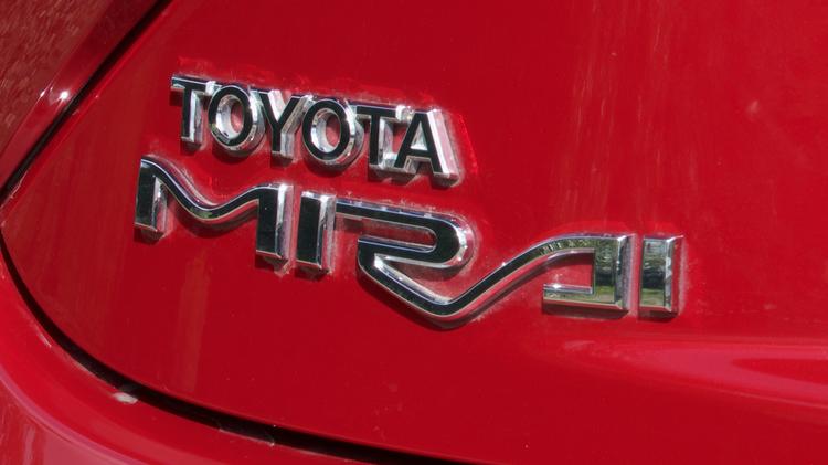 TOYOTA MIRAI SALOON Design