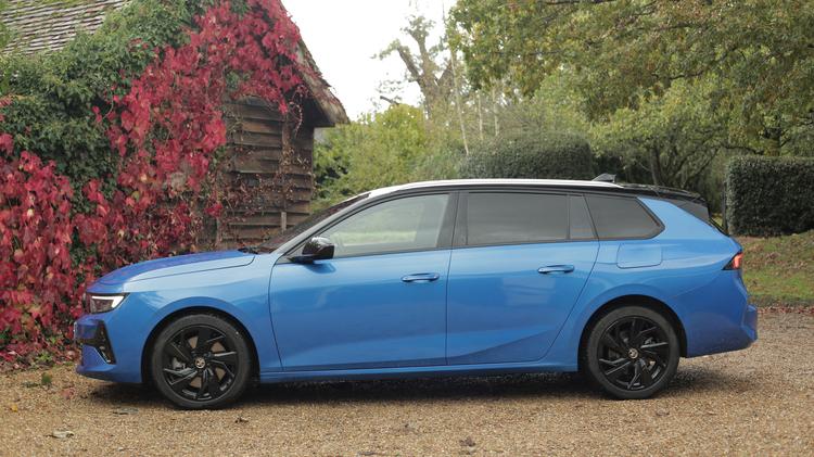 VAUXHALL ASTRA ELECTRIC SPORTS TOURER Design