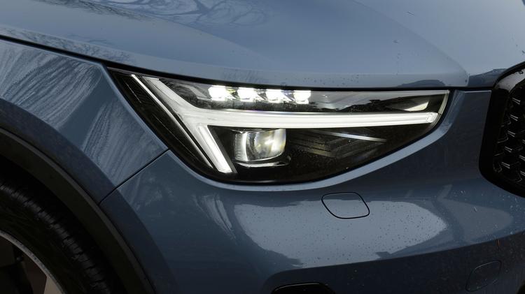 VOLVO XC40 SUV Plus Black Edition