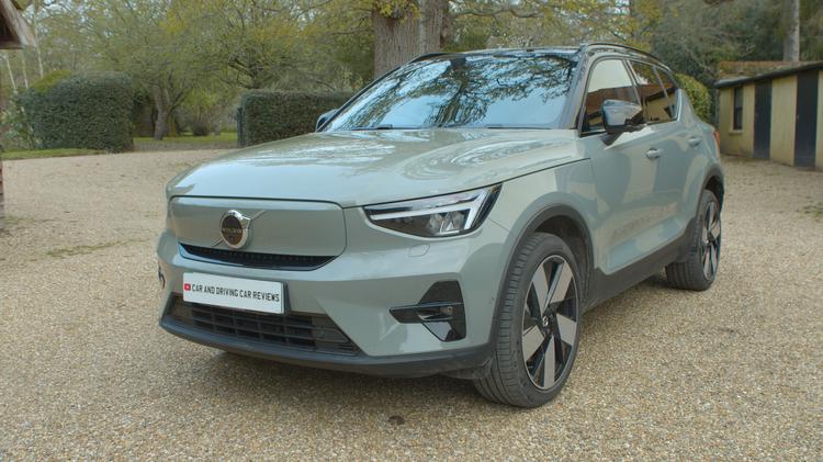 VOLVO XC40 ELECTRIC SUV Twin Plus