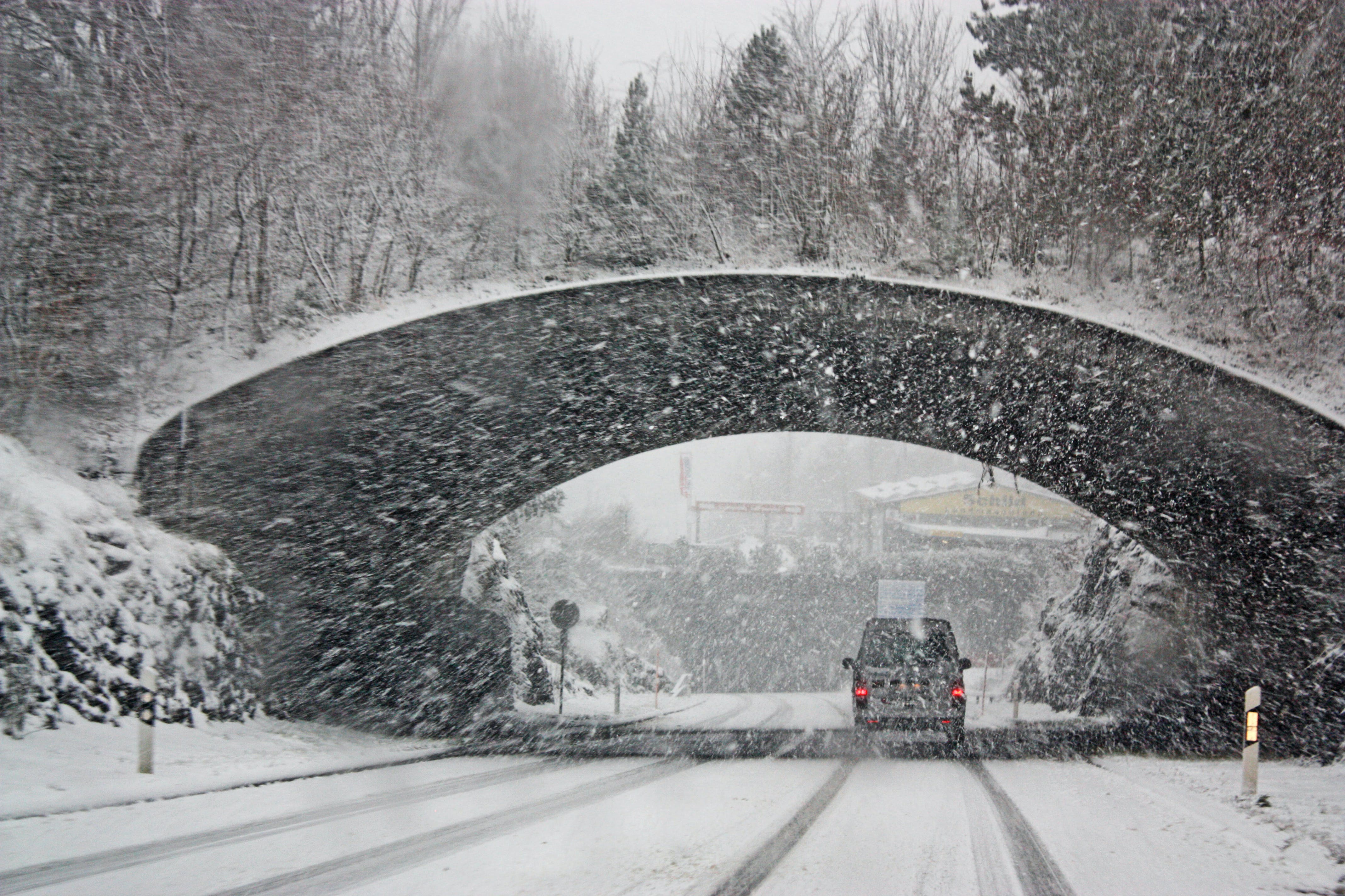 winter road